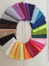 Cargar imagen en el visor de la galería, Assorted Pocket Squares