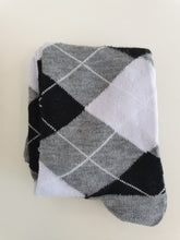 Cargar imagen en el visor de la galería, Classic Argyle Socks