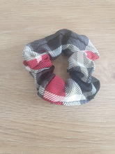 Load image into Gallery viewer, Fashion Printed Scrunchies
