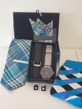 Laden Sie das Bild in den Galerie-Viewer, Light Blue Plaid