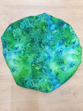 Afbeelding in Gallery-weergave laden, Green 3 in 1 Headwrap with Mask Set