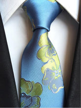Laden Sie das Bild in den Galerie-Viewer, Ricnais Classic Silk Tie