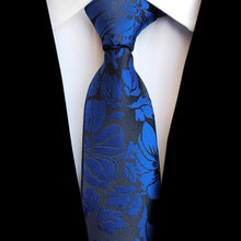 Laden Sie das Bild in den Galerie-Viewer, Ricnais Classic Silk Tie
