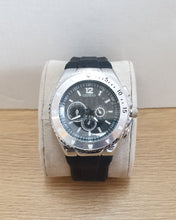 Load image into Gallery viewer, Geneva Sports Watch
