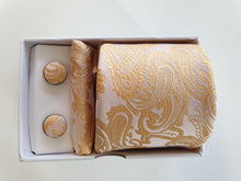 Load image into Gallery viewer, Cream and Gold Paisley
